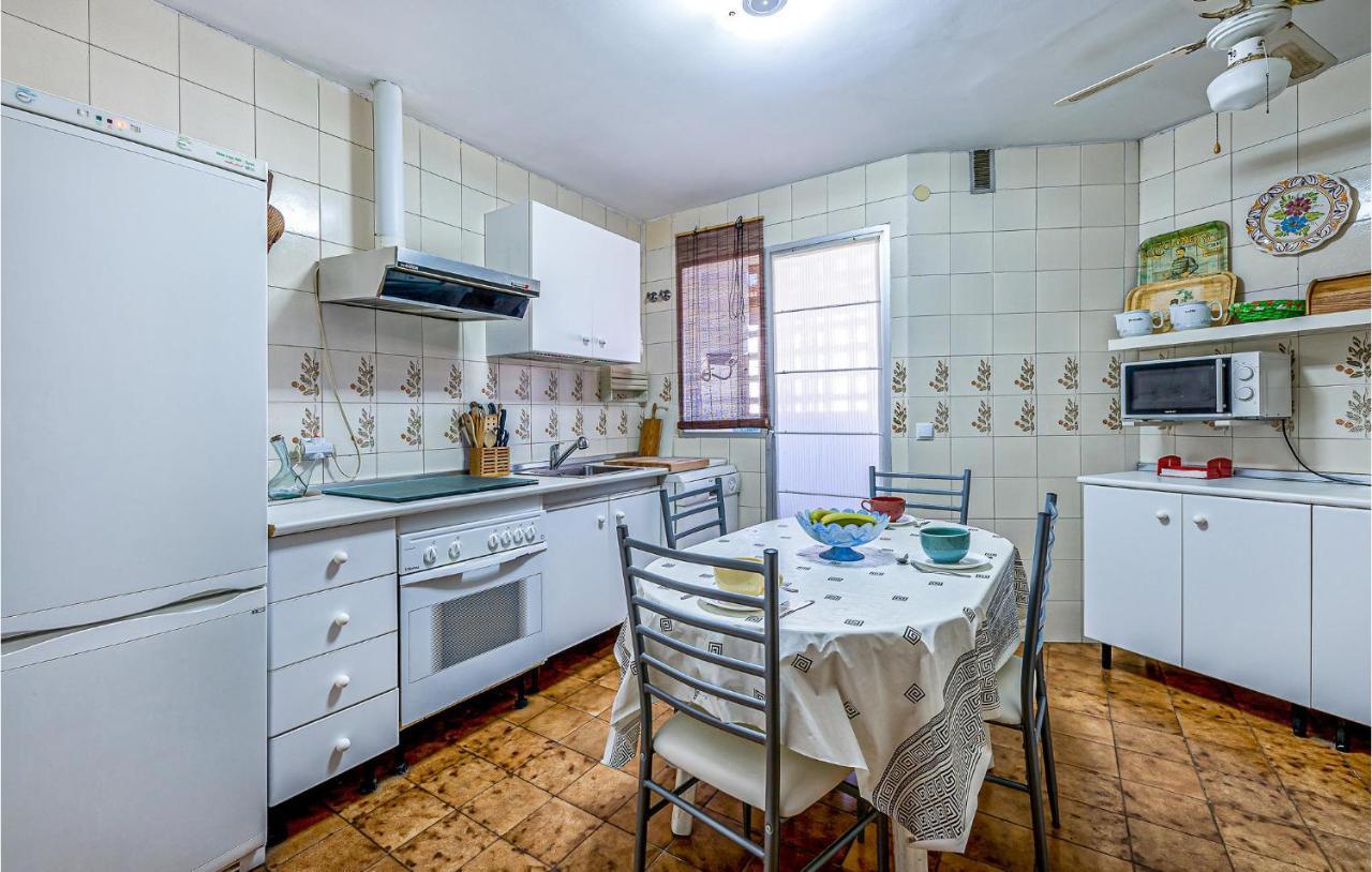 4 Bedroom Nice Apartment In トレモリノス エクステリア 写真