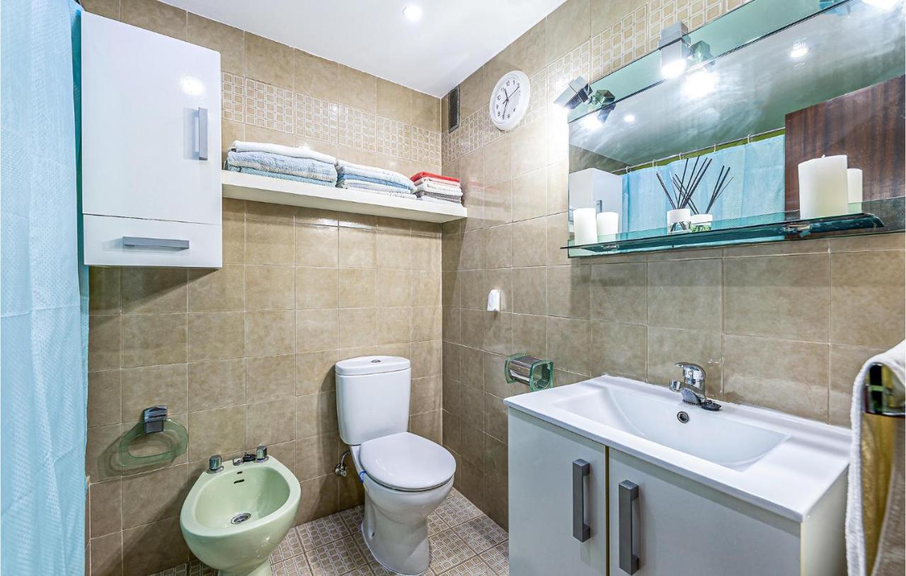 4 Bedroom Nice Apartment In トレモリノス エクステリア 写真